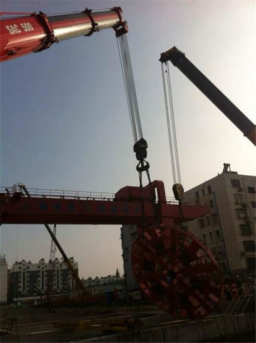 西昌市吊车起重机如何安装钢丝绳使用安全?